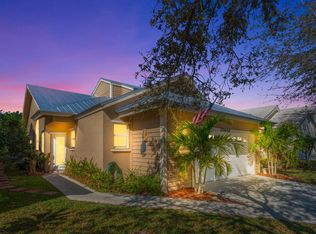 10606 SE Rosemarie Ct, Hobe Sound, FL 33455