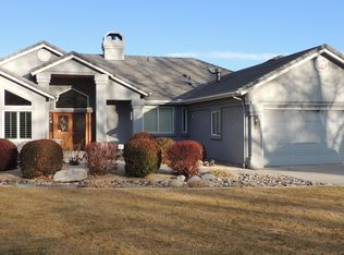 1090 Country Estates Cir, Reno, NV 89511