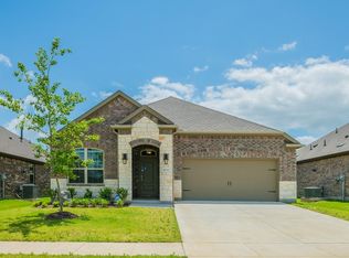 10724 Table Bluff St, Aubrey, TX 76227