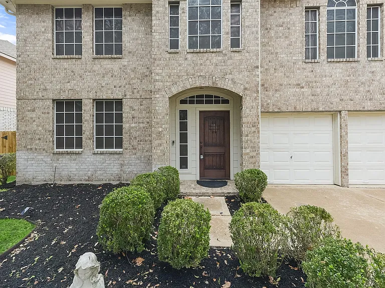 7514 Boxwood Ridge Ln — Photo 2
