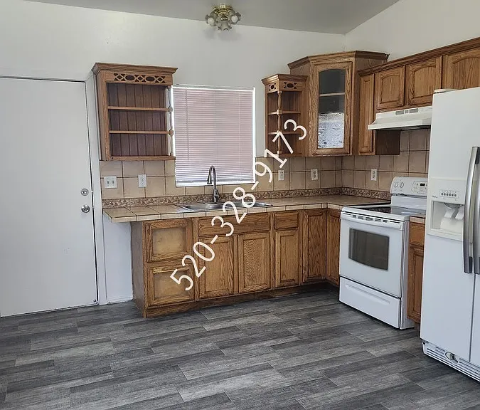 1616 N Mohave Ave #1 — Photo 3