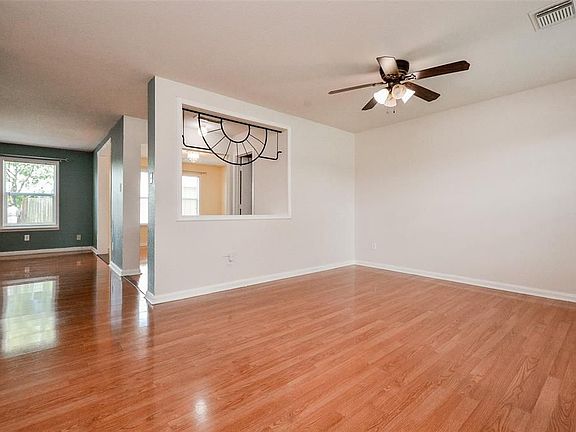 5th image of 21215 Bridgemeadows Ln