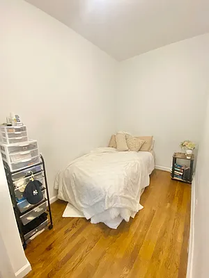 Rented by Corcoran | media 6