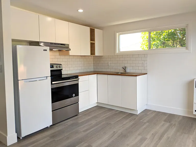 310 San Marino Dr — Photo 6