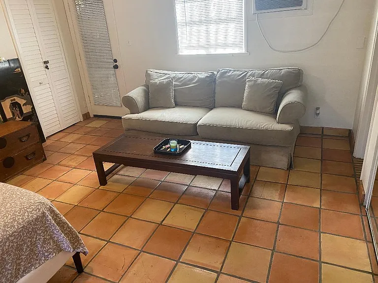La Casa — Photo 40