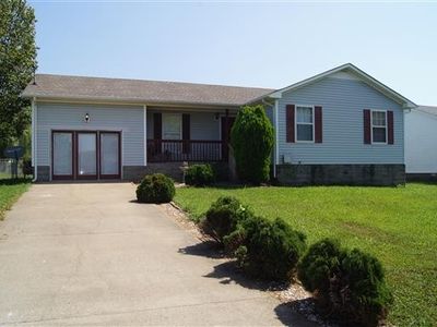 110 Karen Ct, Oak Grove, KY, 42262