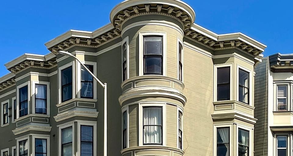 1st image of 1762 Larkin St #1