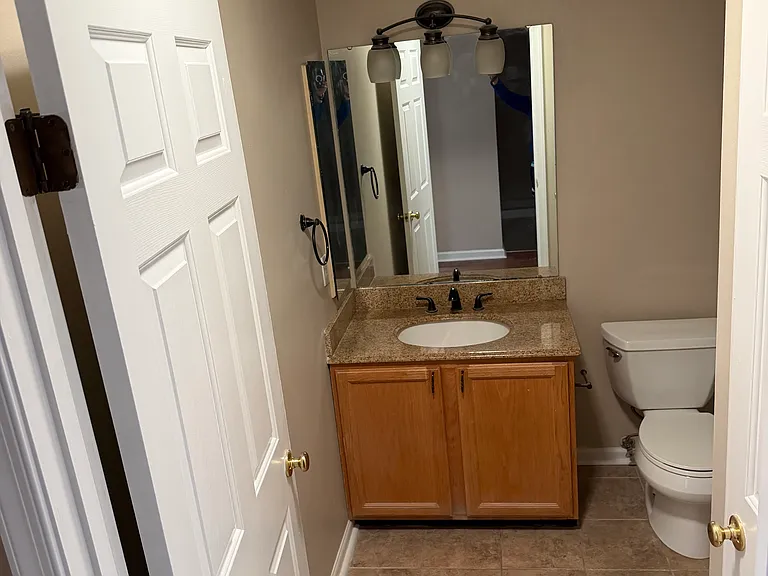 15 E Christina Pl — Photo 8