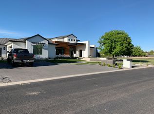 2718 E Comstock St, Gilbert, AZ 85296