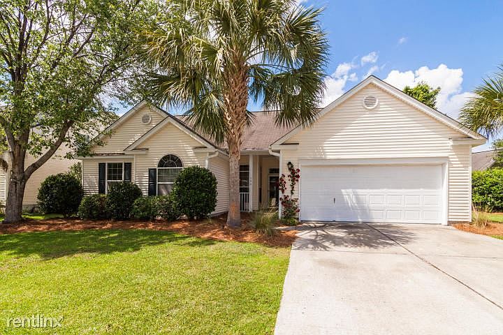 Gorgeous 3bd/2ba, Single Story Mt. Pleasant Home!