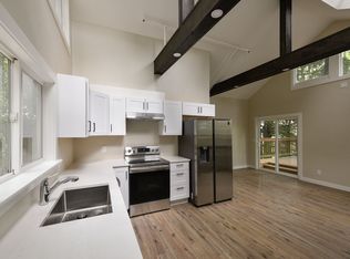 2132-2134 NW Aspen Ave, Portland, OR 97210