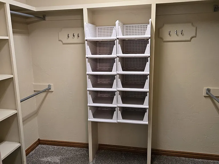 425 Chisholm Crk — Photo 15
