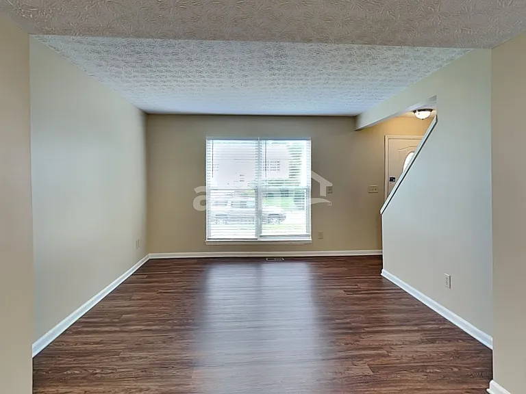 3559 High Creek Dr — Photo 7
