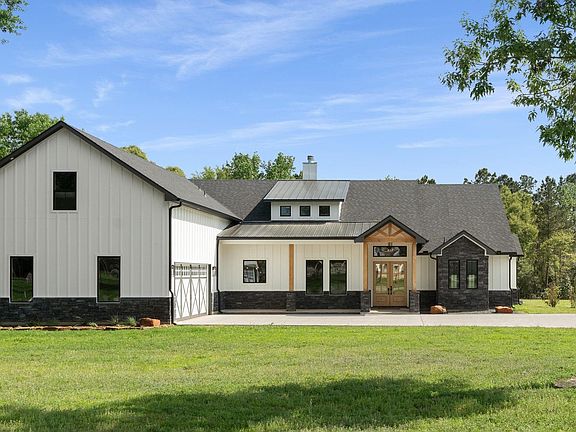 4th image of 14741 Edwards Rd