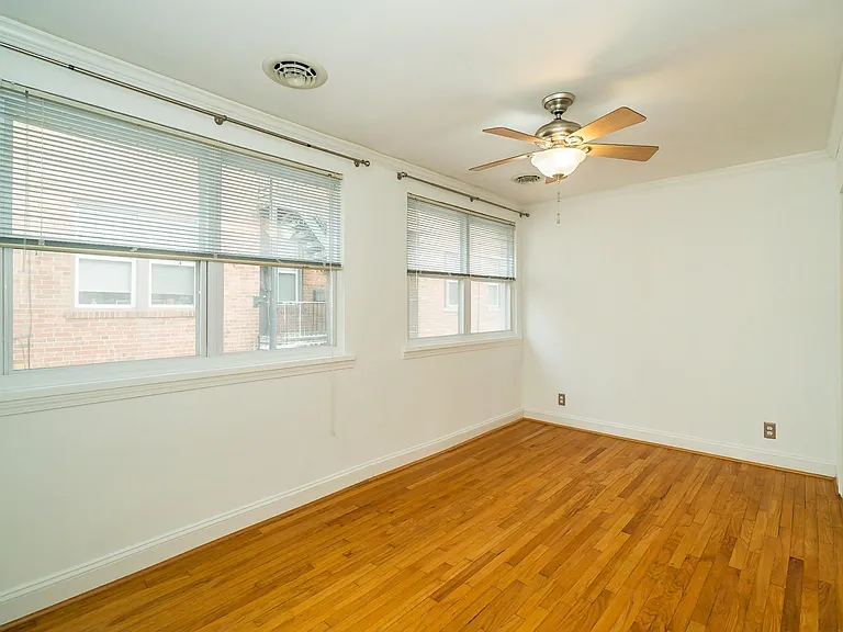 7569 Buckingham Dr #6 — Photo 5