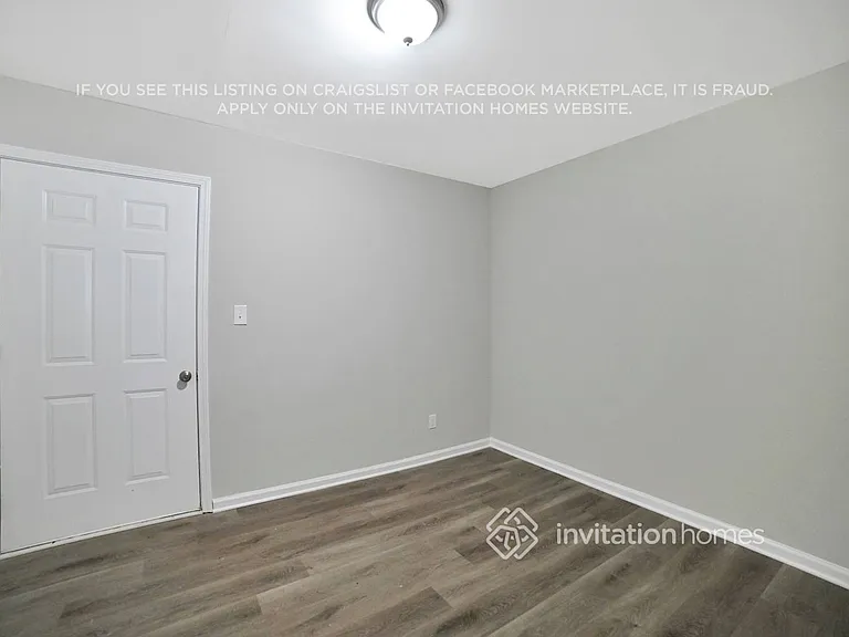 444 Mephisto Cir — Photo 11