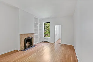 421 East 78th Street, #3C