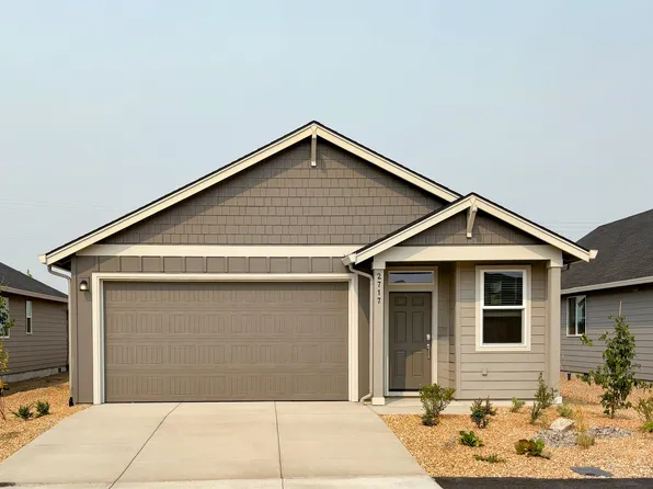 2717 NW 26th Loop N, Redmond, OR 97756