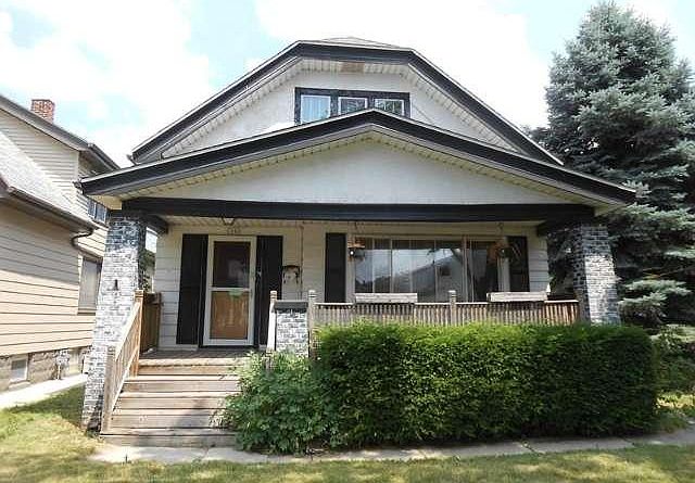 2nd image of 2840 S 15th St