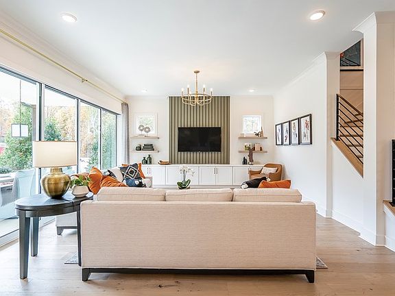 The Cobbstone - Living Room