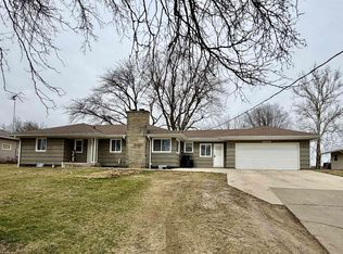 1409 J Ave E, Oskaloosa, IA