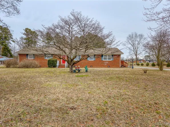 2840 Chelsea Rd, West Point, VA 23181