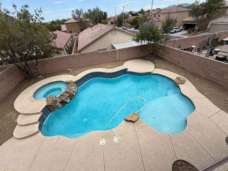 6420 Casamar St — Photo 17