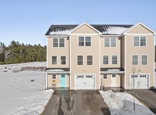 14 Waterford Dr, Raymond, NH 03077