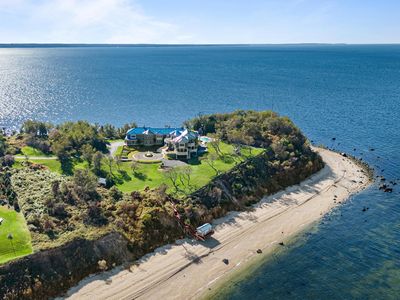 70 Crane Neck Road, Setauket, NY, 11733