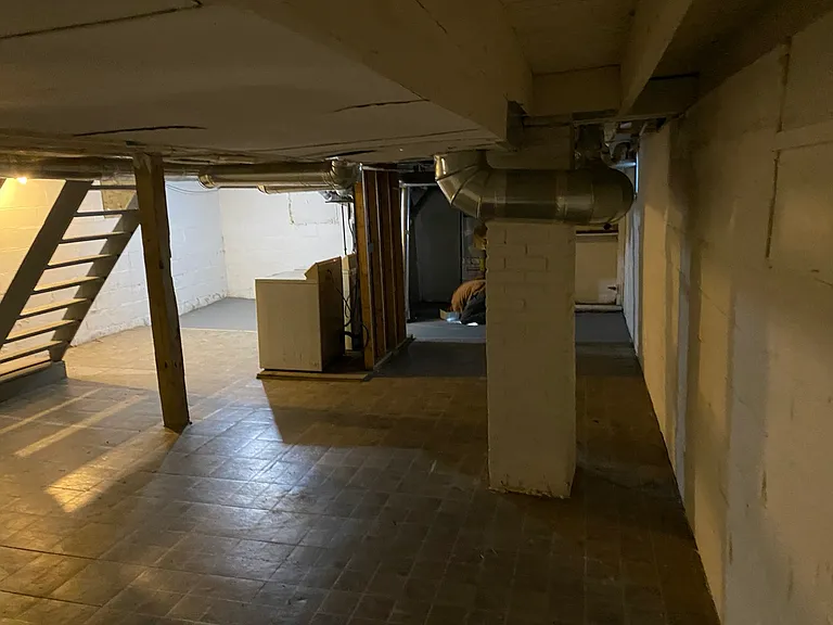 418 Power St — Photo 13