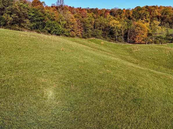 3 Lynch Rd, Morgantown, WV 26501