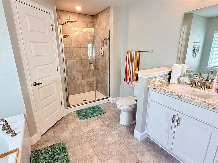 4015 Tullamore Ln — Photo 33