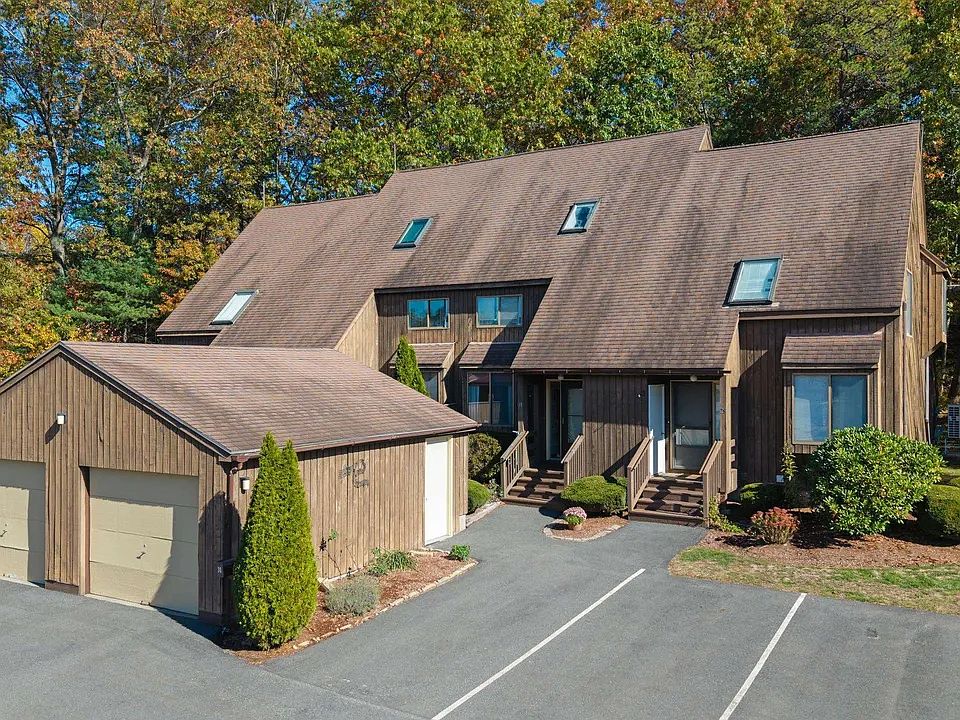1st image of 31 Spring Cove Rd #31