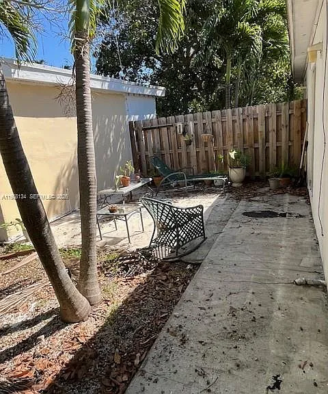175 NW 121st St — Photo 23