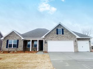 179 Slade Thomas Dr, Meridianville, AL 35759