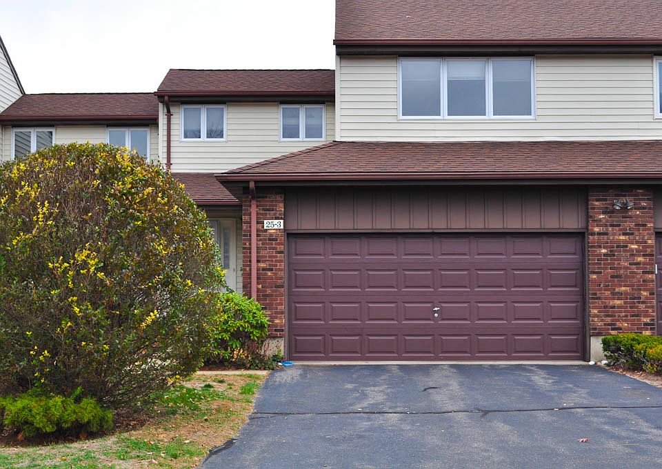 1st image of 25 Arthur Dr #3