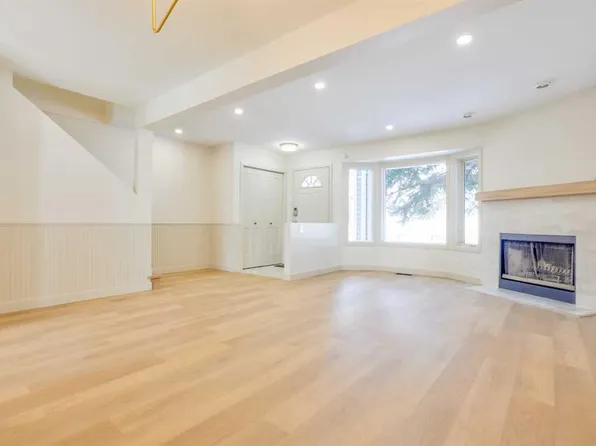 264 W Cedarwood Park SW, Calgary, AB T2W 5X6