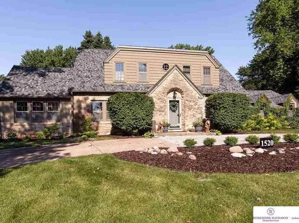 1520 S 83rd St, Omaha, NE 68124