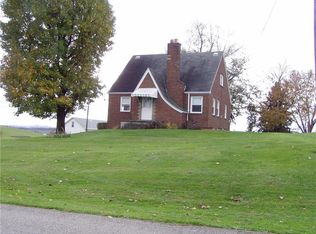 165 Lanik Rd, Bentleyville, PA 15314