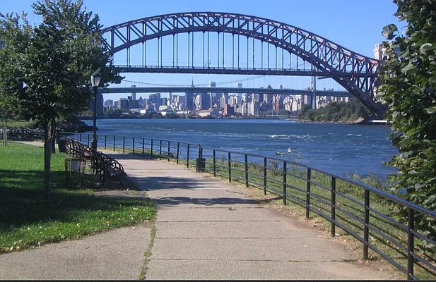 Rented by E Realty International Corp | media 20