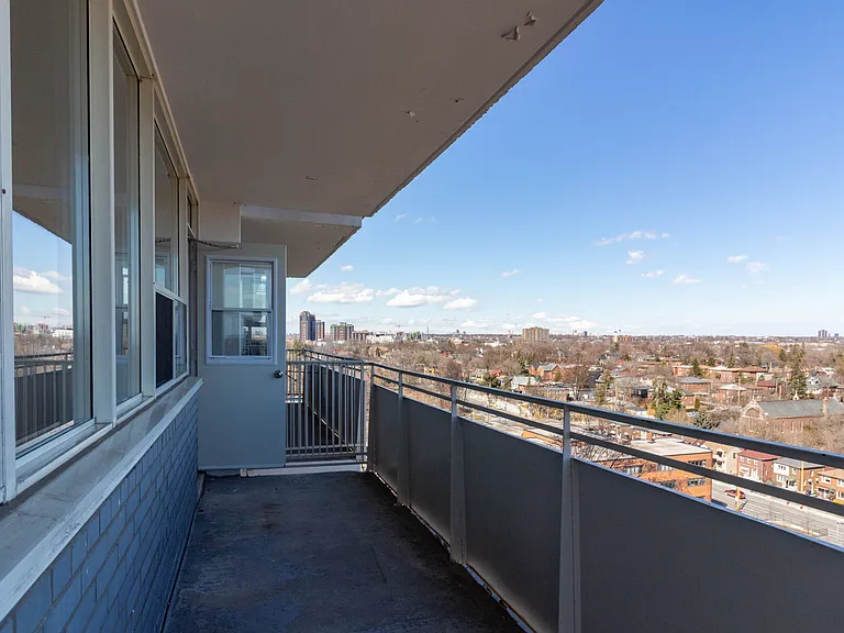 55 Oakmount Rd — Photo 24