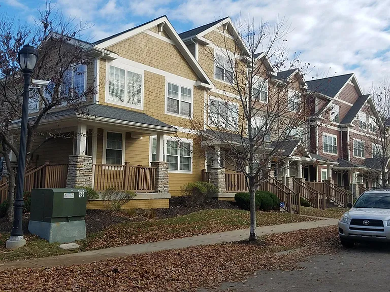 2820 Lake Ave — Photo 7