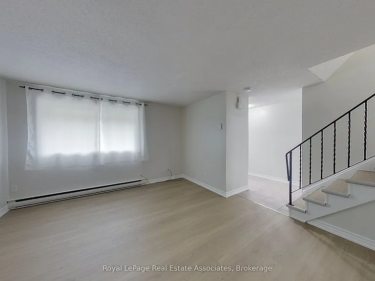 35 Breckenridge Dr #30 — Photo 17