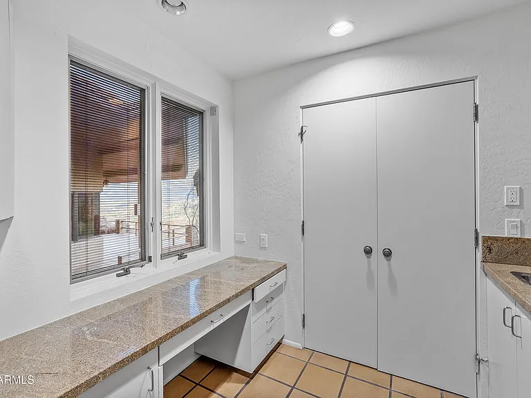 6700 E Hawksnest Rd — Photo 50