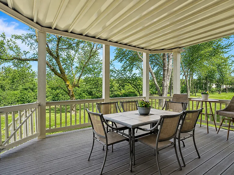 501 Abbey Ridge Ct — Photo 19