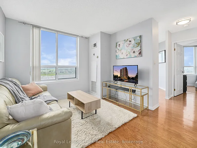 1625 Pickering Pkwy #808 — Photo 16