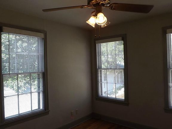 5th image of 4205 Avenue H #B