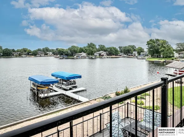 32 Spyglass Point Valley NE, Valley, NE 68064
