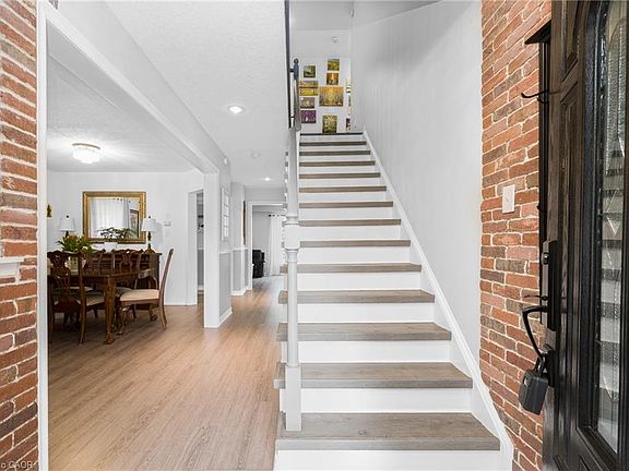5th image of 176 Osborn Ave