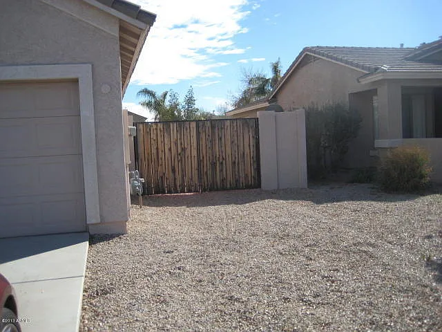 3265 E Hampton Ln — Photo 19